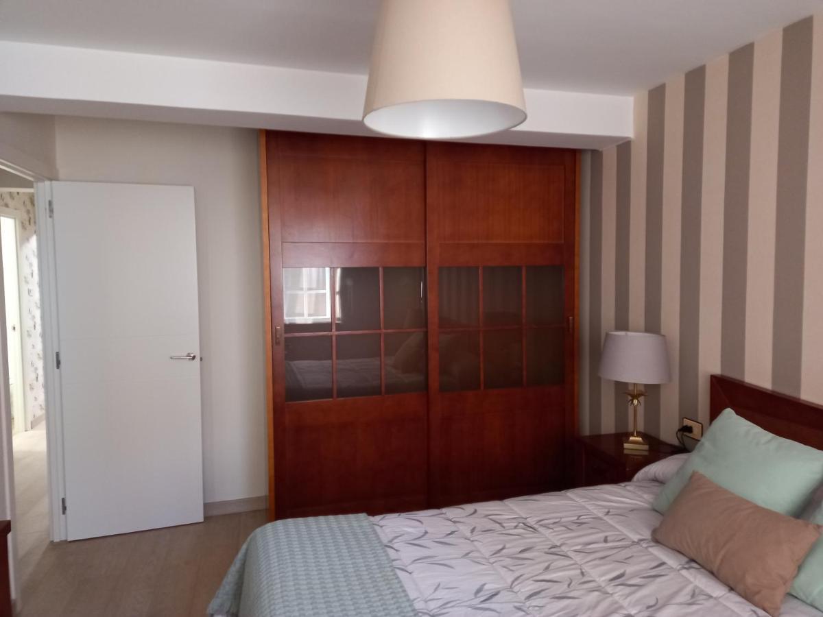 Apartamento A 350 Metros De La Playa Pobra Do Caraminal Exterior foto